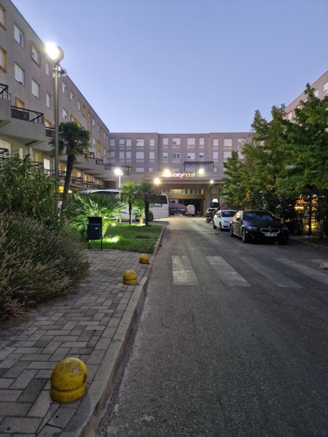Candy Apartments Mostar Buitenkant foto